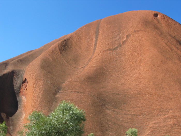 Walk around Uluru