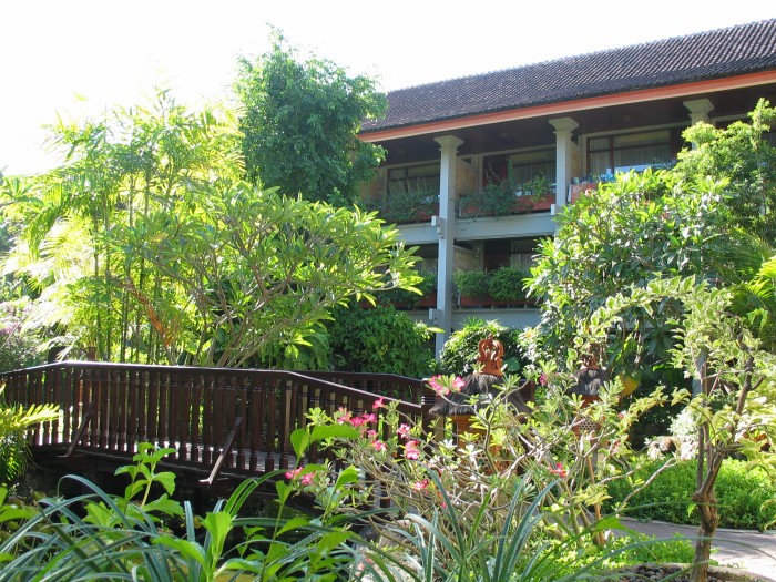 Bali Dynasti Resort outside view